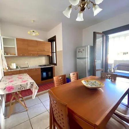 Maison A'mare * سان كاتالدو